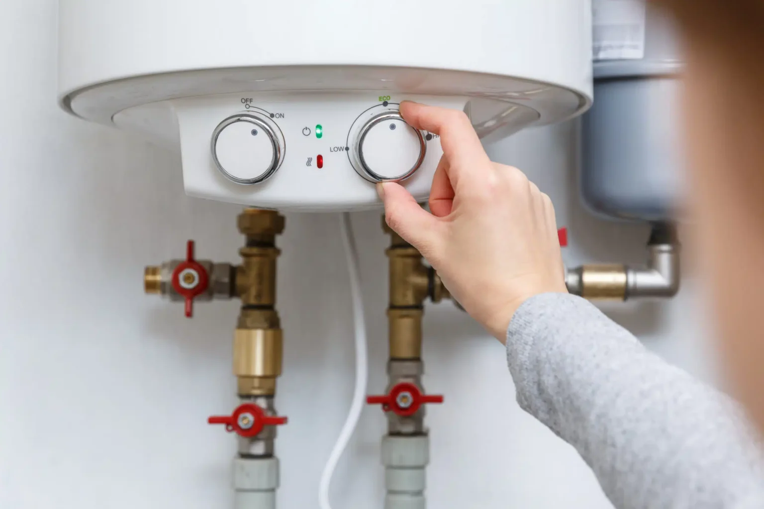 Water heater temperature adjustment and repair in Woodstock, Georgia